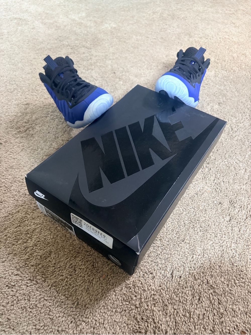 Nike Kids Blue and Black Foamposite Sneakers - Size 4.5 - Picture 6 of 16